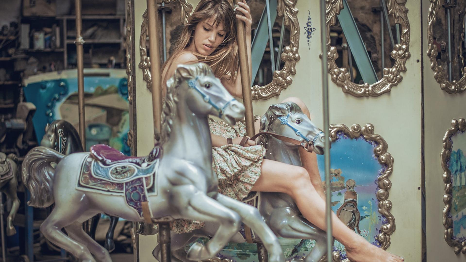 Visitez le Musée des Arts Forains et le Festival du Merveilleux