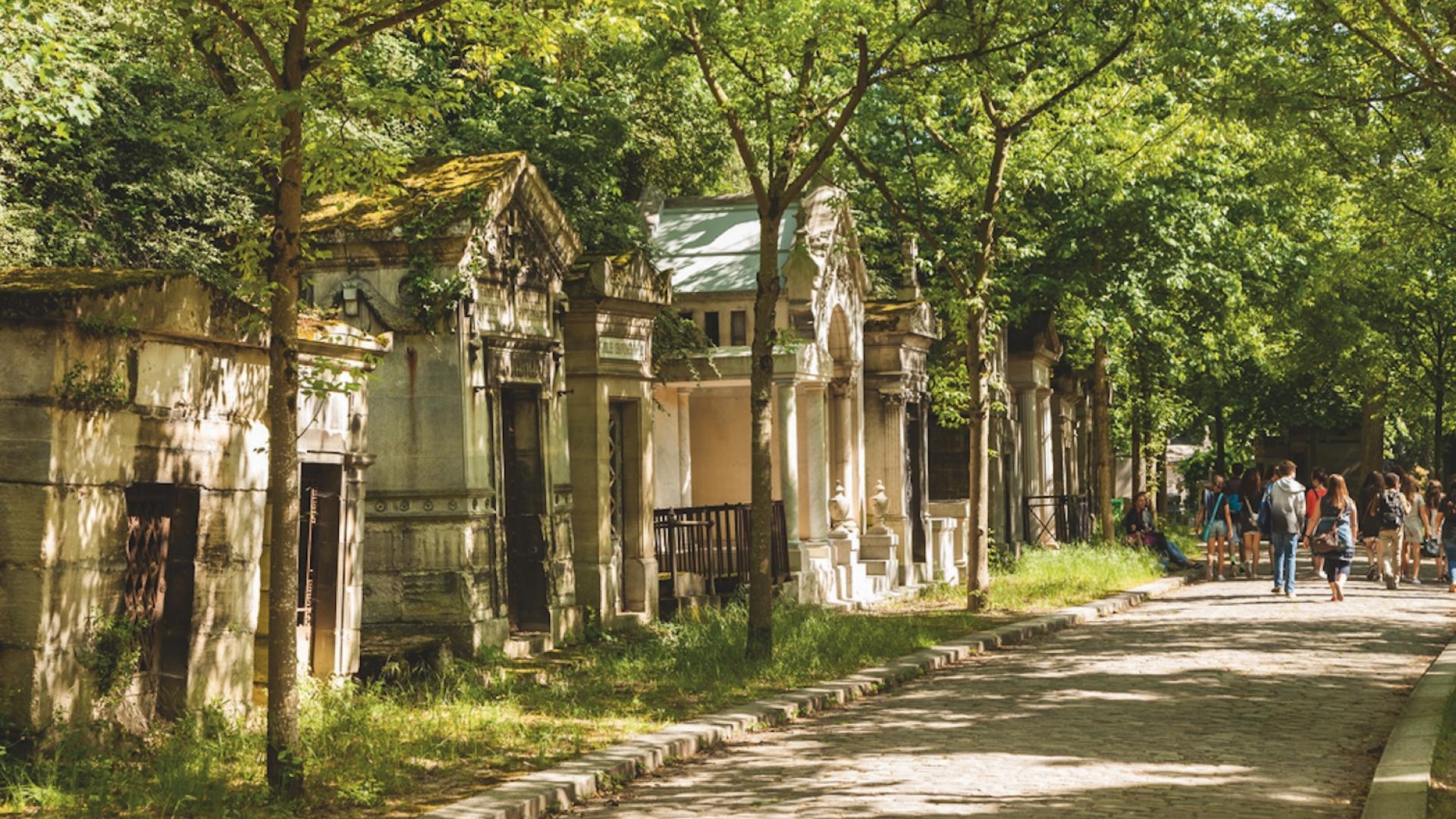 An afternoon at the Père Lachaise Cemetery