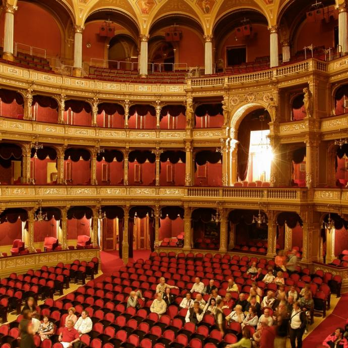 Beauty and powerful emotions at the Opéra Bastille in Paris