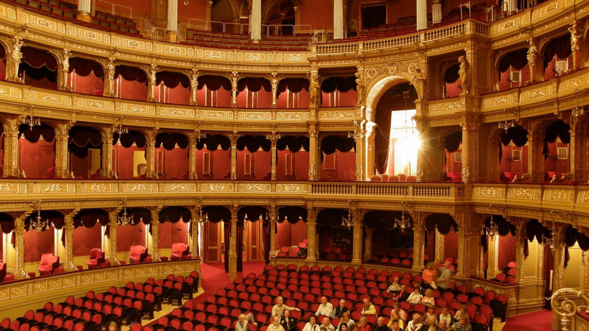 Beauty and powerful emotions at the Opéra Bastille in Paris