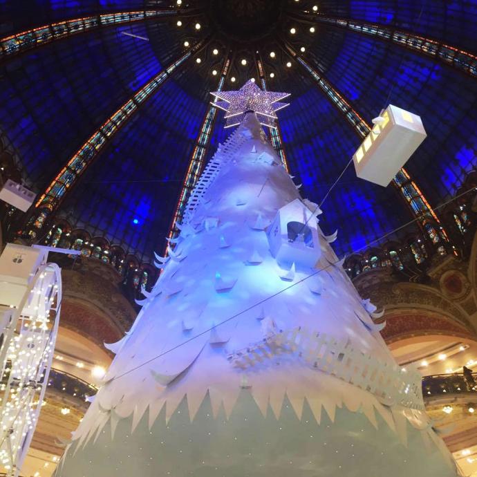 Christmas in Paris is a festive world for you to discover
