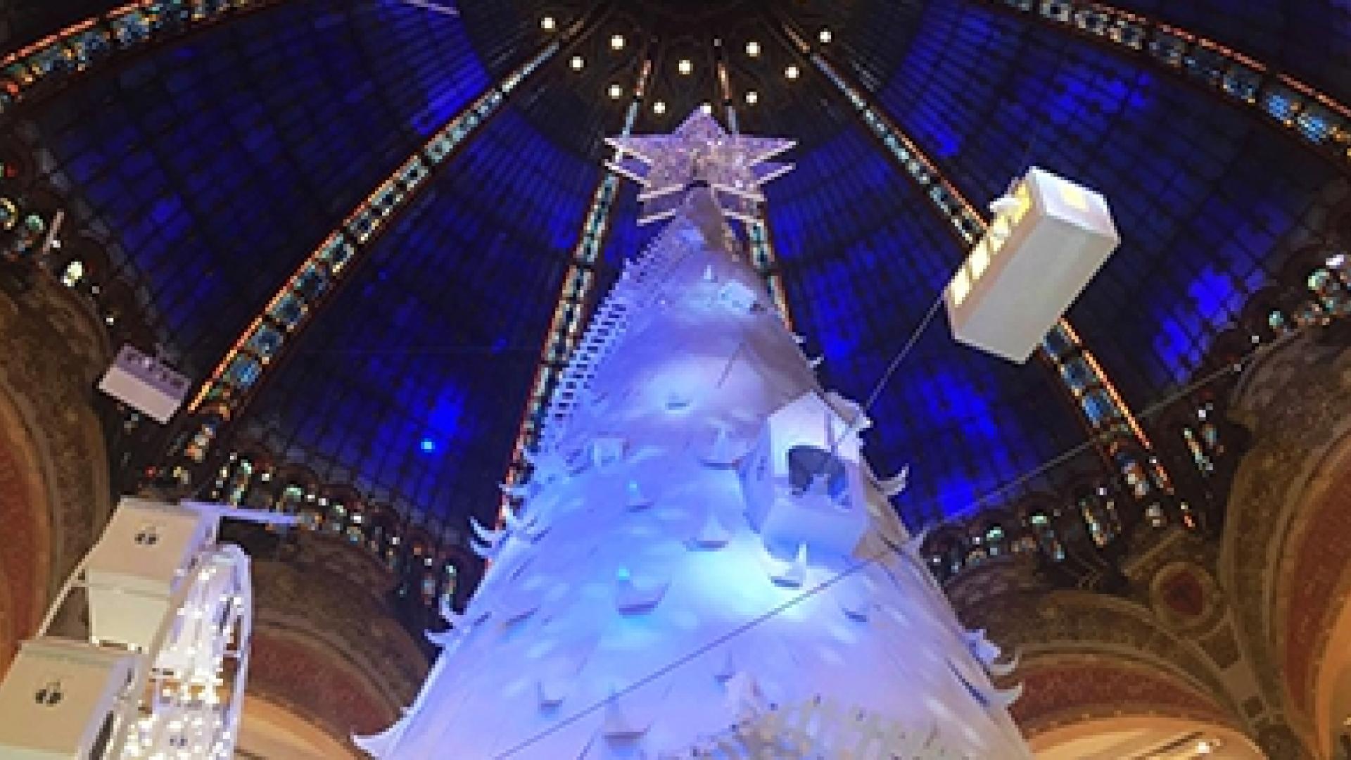 Christmas in Paris is a festive world for you to discover