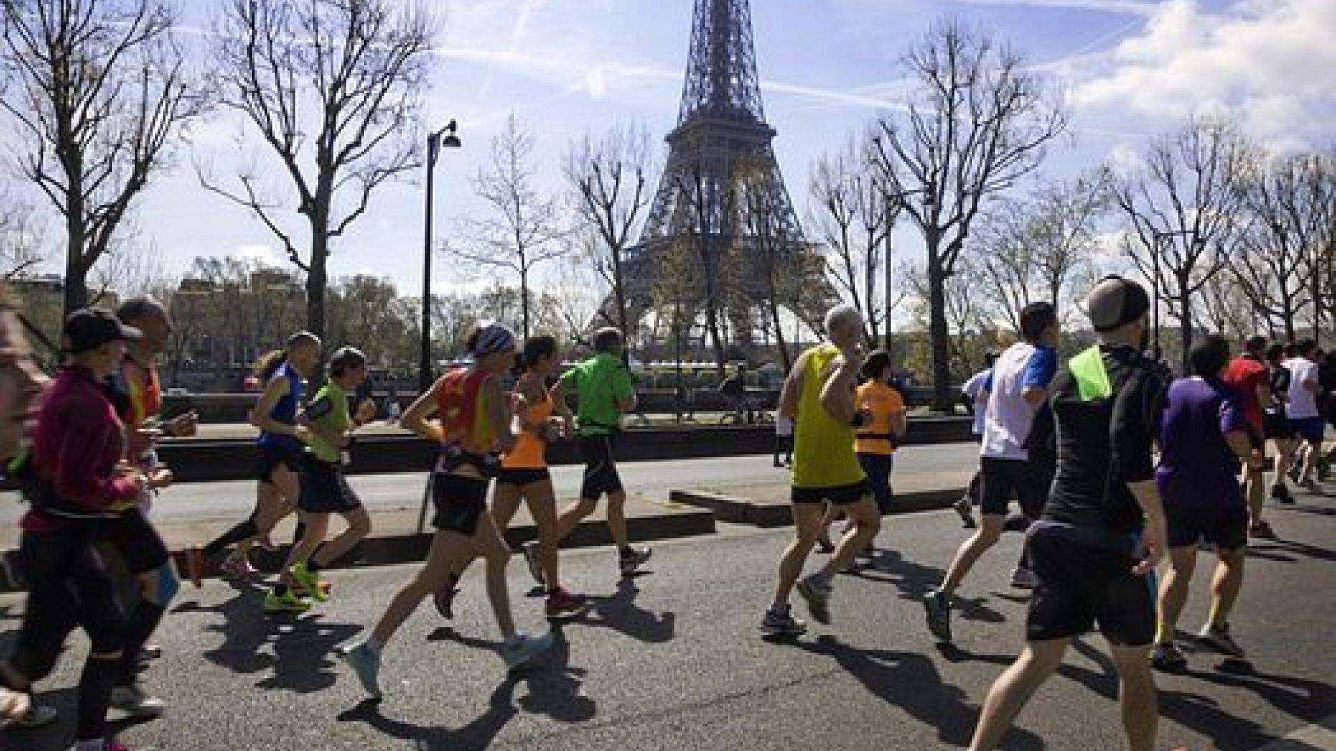 This way for the Paris Marathon