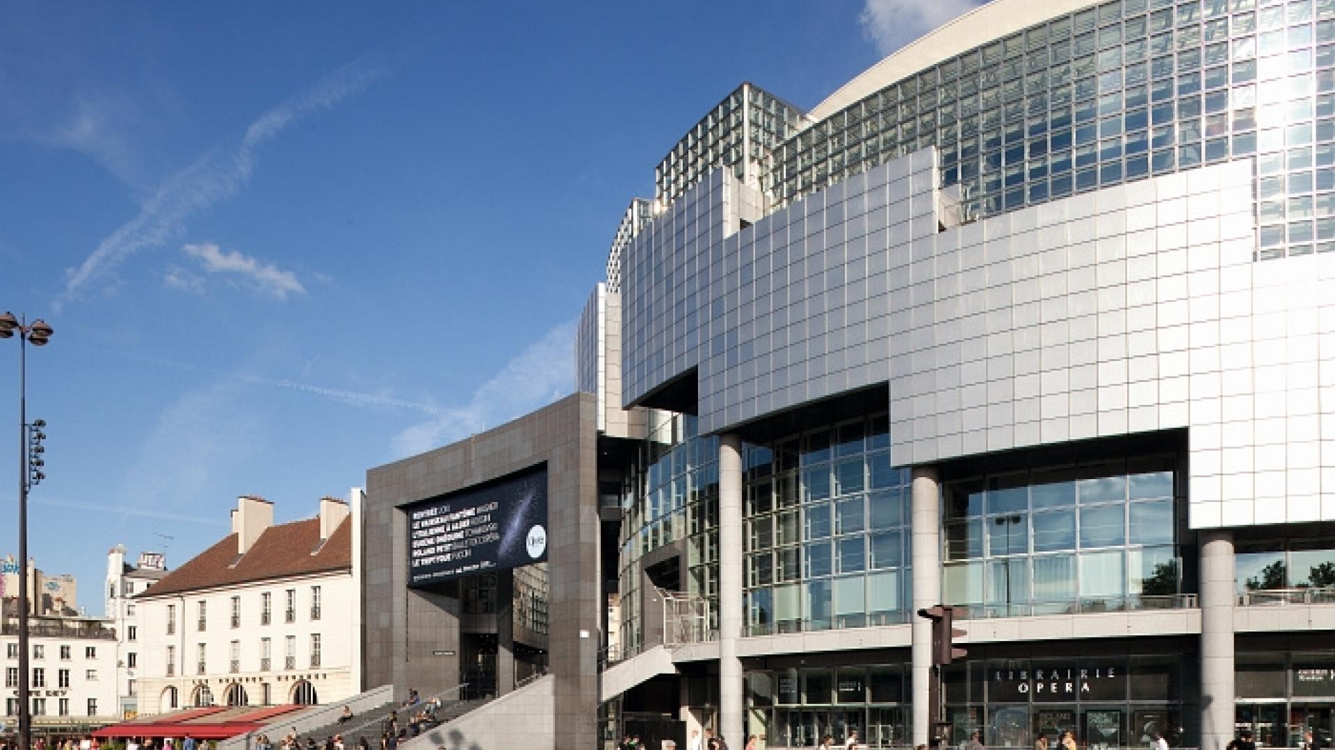 Spend an unforgettable night at the Opera Bastille
