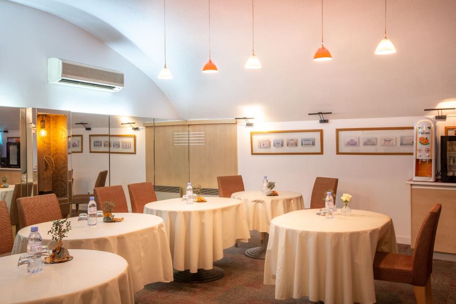 Hôtel Pavillon Bastille - salle de réunion